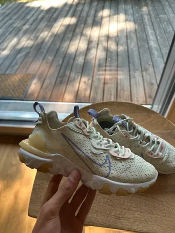 Używany Vision React Running Shoes