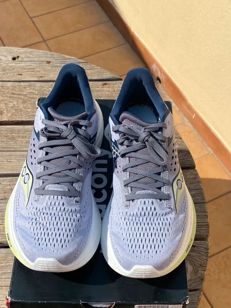 Used Saucony Ride 17 bike — image 6 of 7