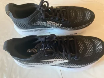 Gebrauchtes Brooks Adrenaline GTS 25 Running Shoes