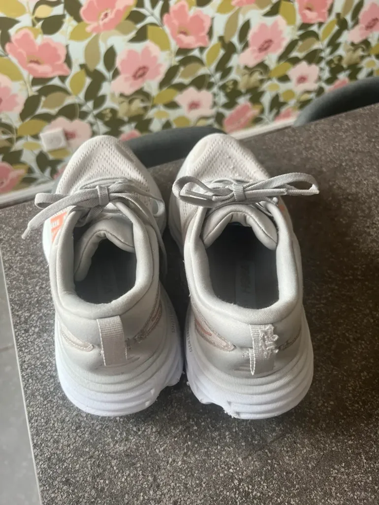 Used Hoka Running Shoes bike — image 4 of 4