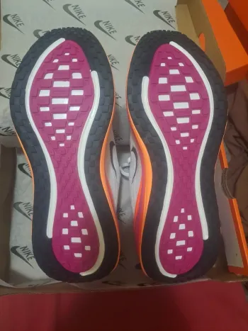 Použité Nike Vomero Plus bike — obrázek 9 z 10