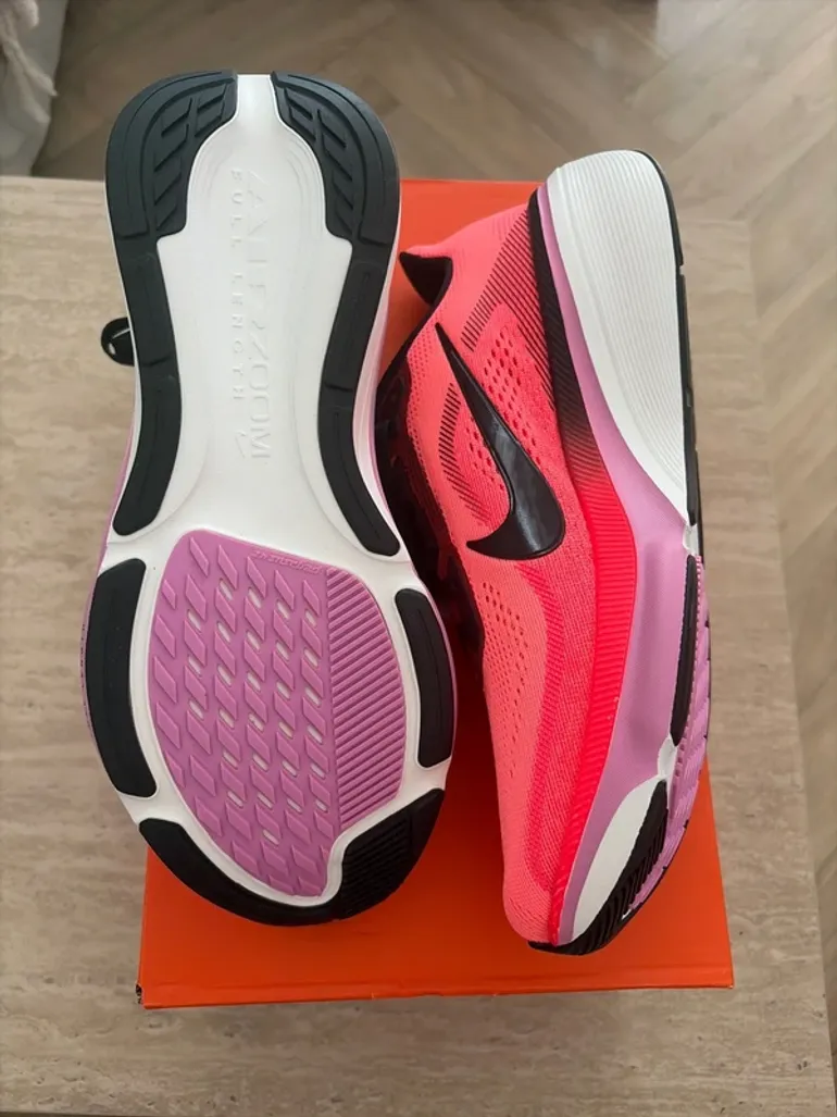 Used Pegasus Air Zoom 42 bike — image 2 of 4