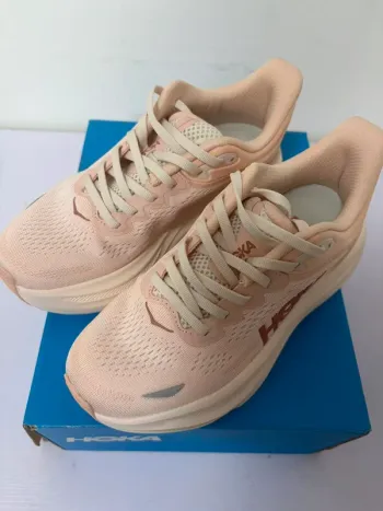 Used Hoka Shoes size 37 Running Shoes