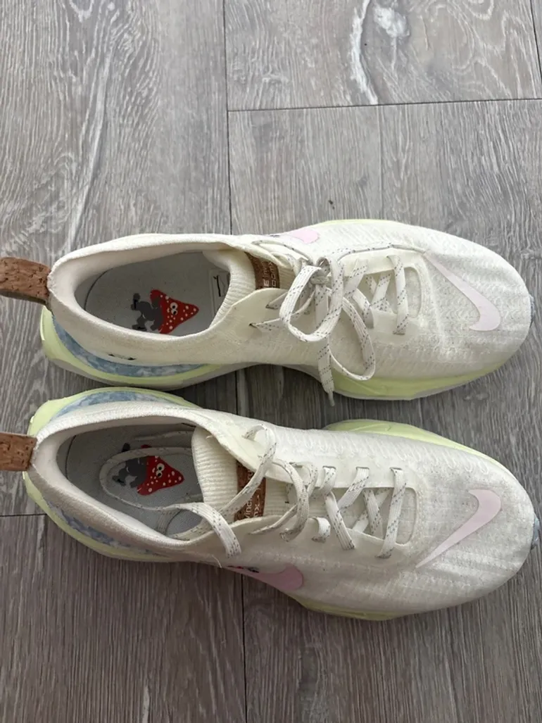Gebrauchtes Nike Invincible Run 3 bike — Bild 2 von 2