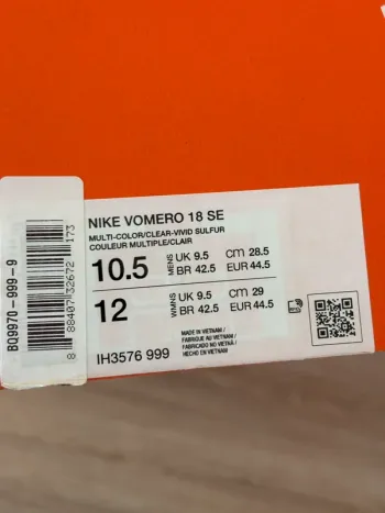 Nike Vomero 18 SE bike usato — immagine 4 di 4