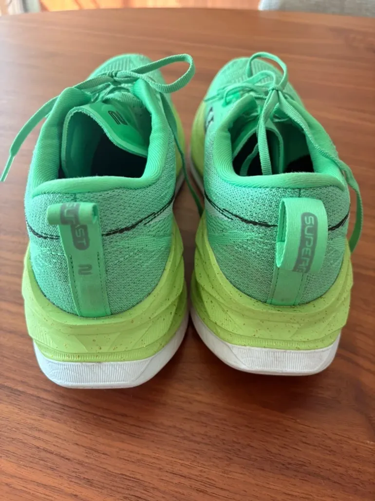 Gebrauchtes Asics Superblast bike — Bild 6 von 6