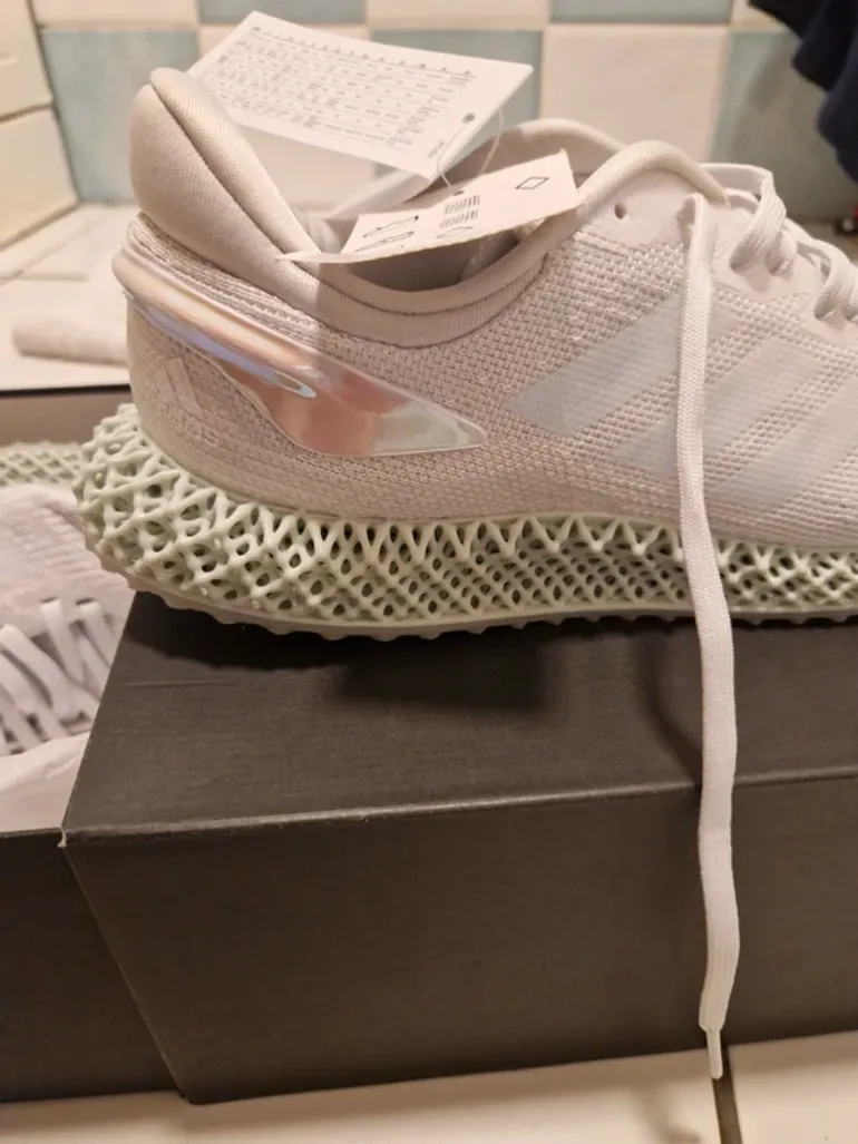 Tweedehands Adidas 4D run 1.0 bike — afbeelding 2 van 2