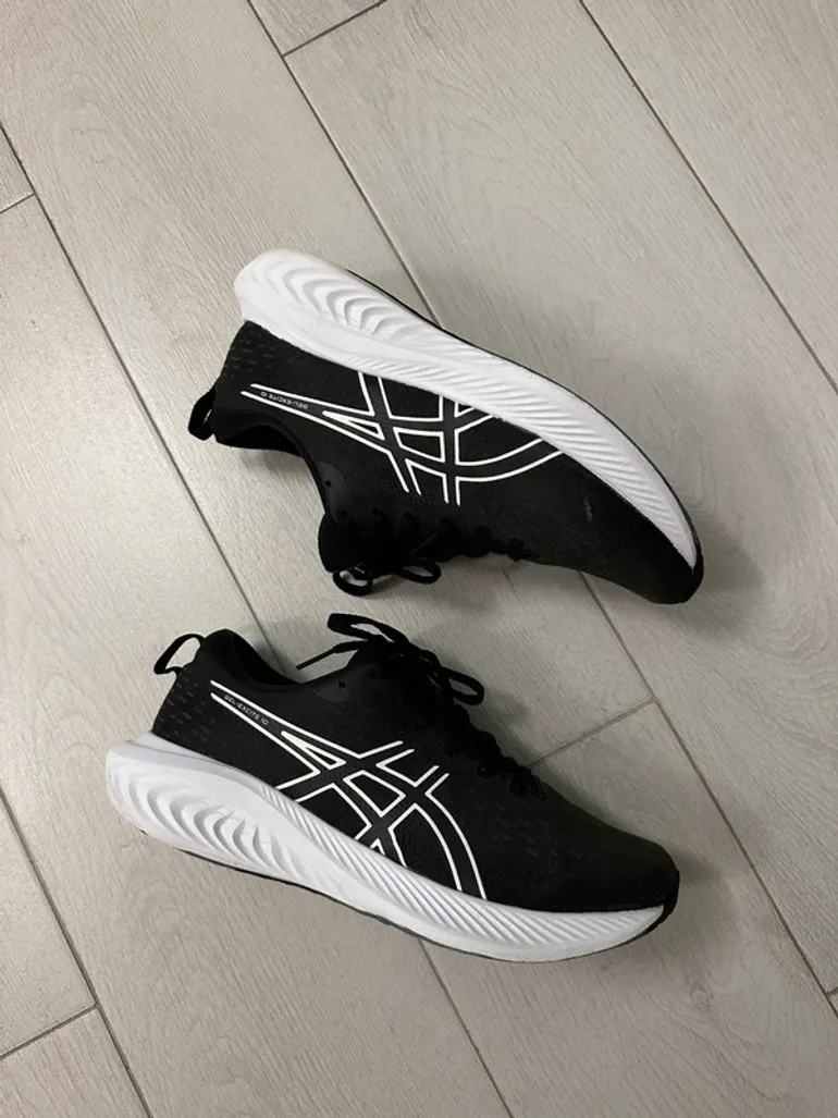 Używany Asics Gel Excite 10 bike — zdjęcie 5 z 8