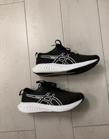 Używany Asics Gel Excite 10 bike — zdjęcie 6 z 8