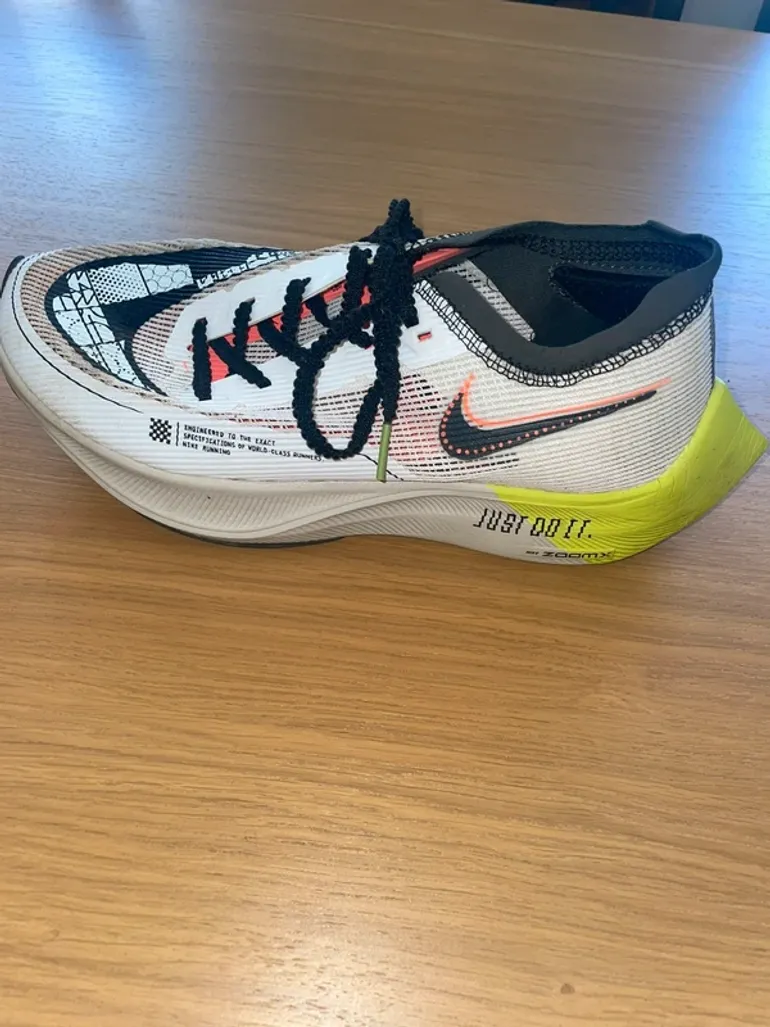 Used Nike Vaporfly Next% 2 bike — image 3 of 4
