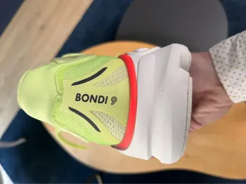 Used Hoka Bondi 9 bike — image 2 of 5
