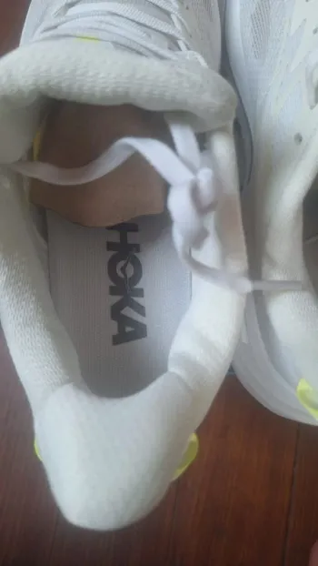 Used Hoka Challenger 8 bike — image 5 of 8
