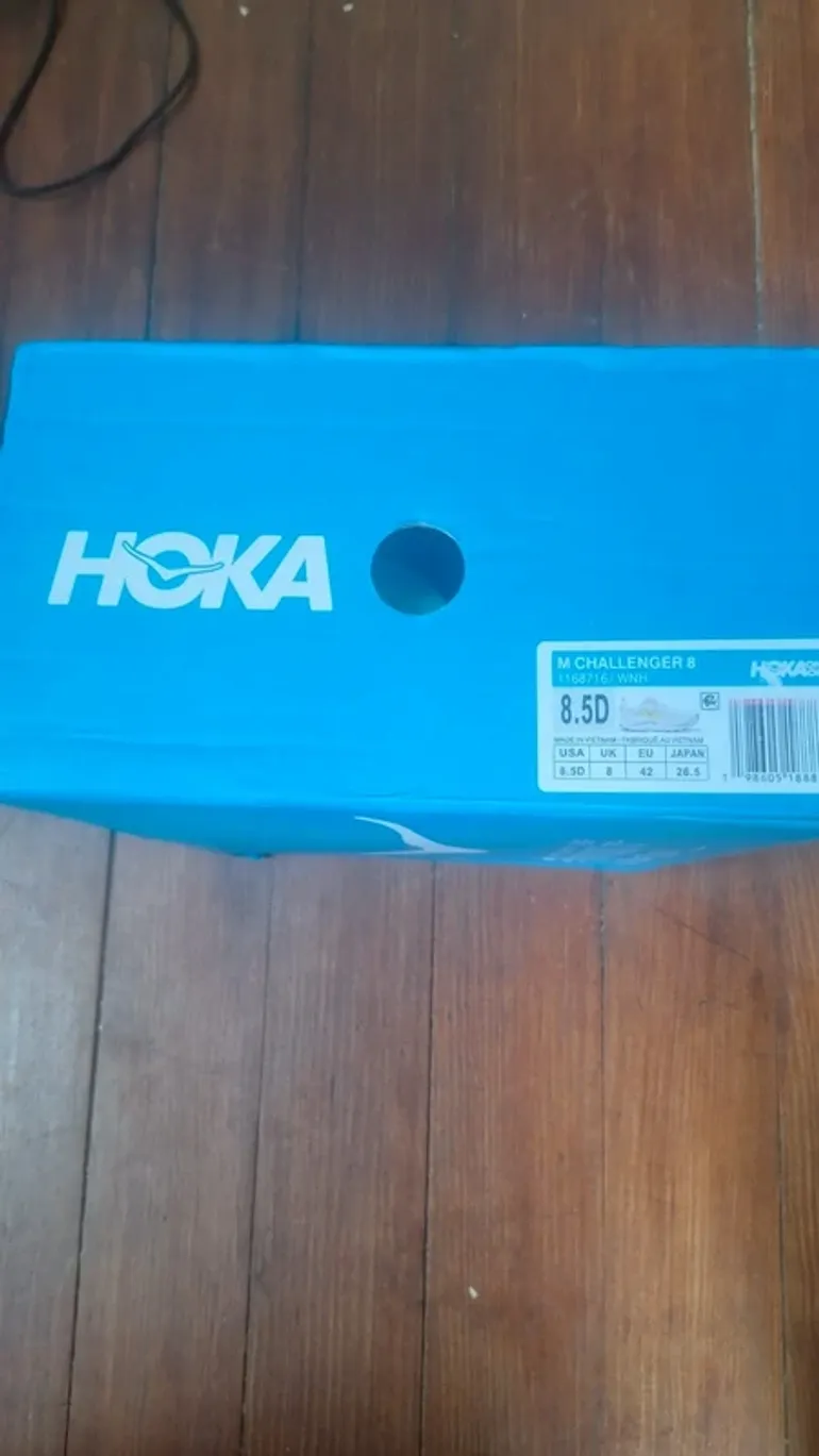 Used Hoka Challenger 8 bike — image 7 of 8