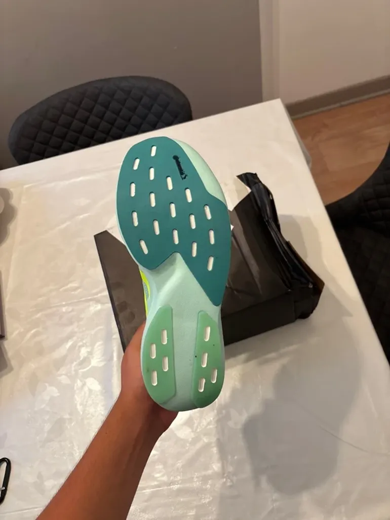 Tweedehands Adidas Running Shoes bike — afbeelding 4 van 6