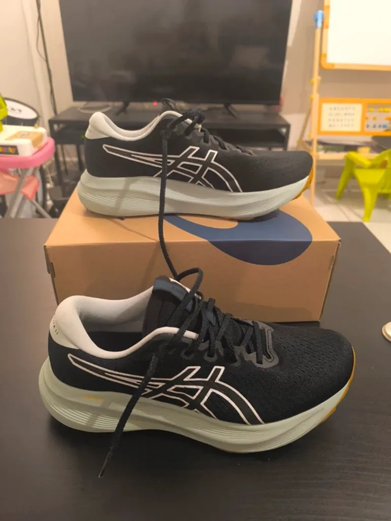 Used Asics Gel Excite 11 TR bike — image 3 of 12