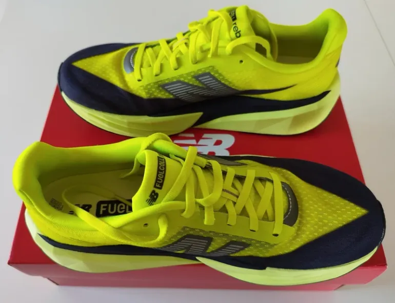 Used New Balance Fuelcell Rebel V5 bike — image 5 of 5
