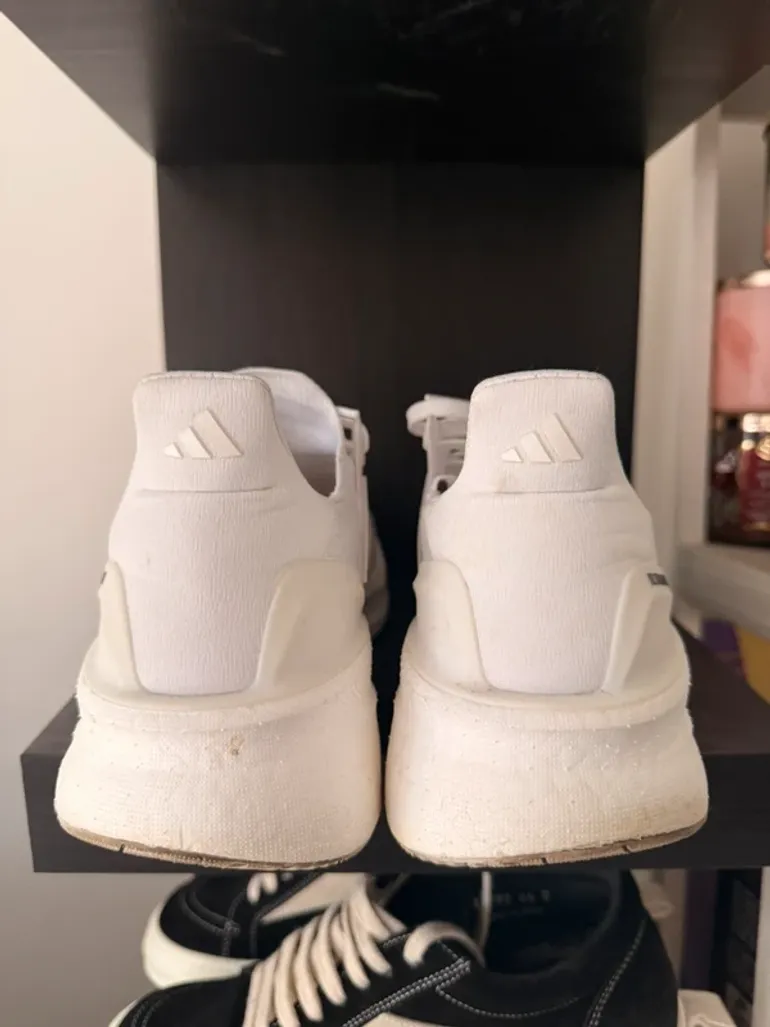Tweedehands White Ultraboost bike — afbeelding 4 van 5
