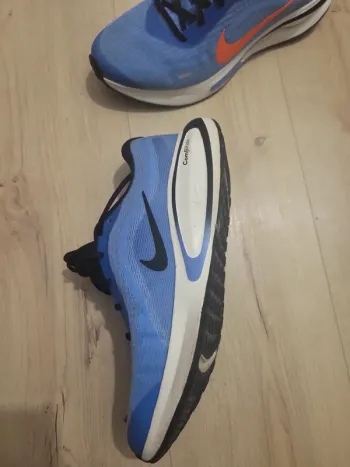 Used Nike Sportschuhe bike — image 3 of 6