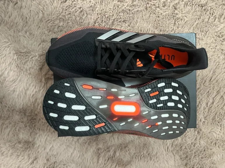 Gebrauchtes Adidas Ultraboost bike — Bild 4 von 6