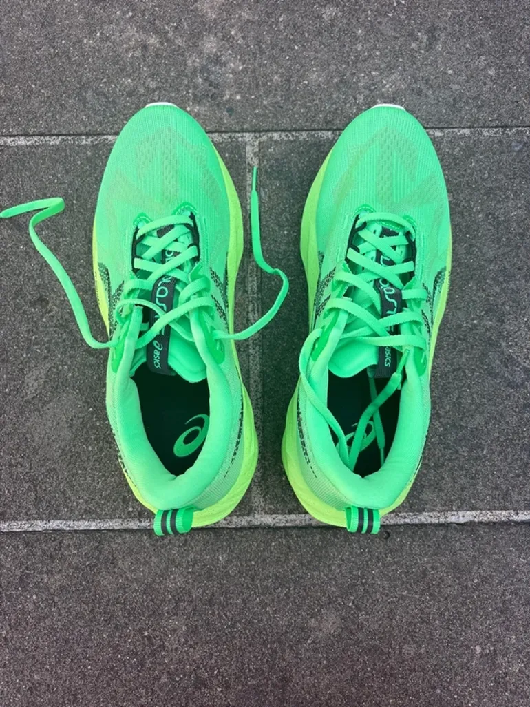 Asics Novablast 5 bike usato — immagine 4 di 6