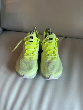 Nike Zoom Fly 4 bike usato — immagine 4 di 6