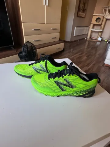 New Balance Trail Running Shoes usato