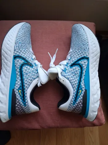 Tweedehands Nike Running Shoes bike — afbeelding 6 van 15