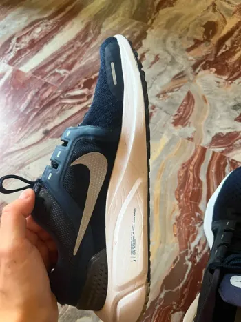 Brugt Nike Zoom Vomero 16 bike — billede 10 af 10
