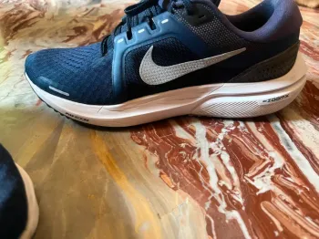 Brugt Nike Zoom Vomero 16 bike — billede 4 af 10