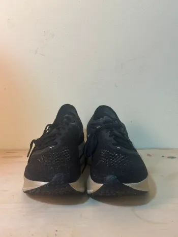 Nike ZoomX Vaporfly 3 bike usato — immagine 2 di 8