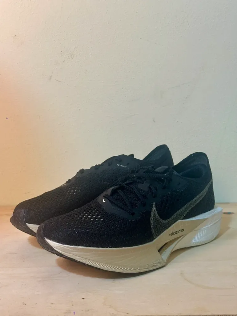 Nike ZoomX Vaporfly 3 bike usato — immagine 5 di 8