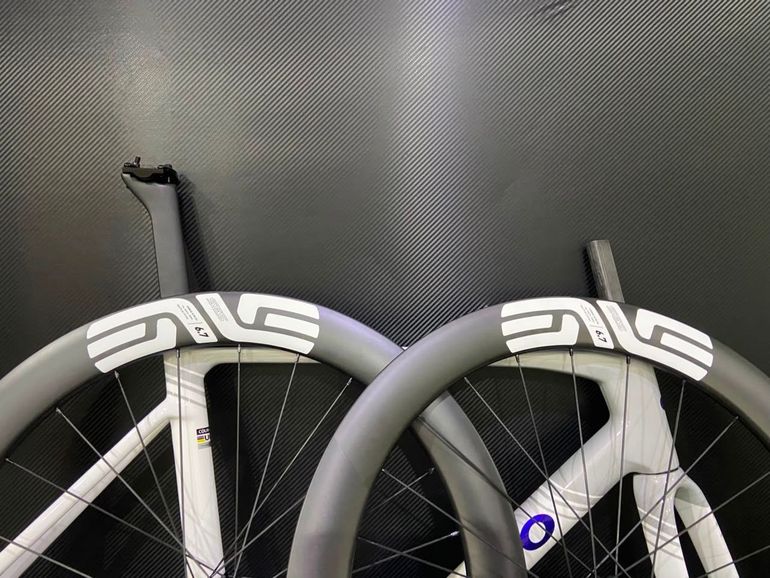 Brugt Enve SES 6.7 Wheelset 2026 bike — billede 2 af 3