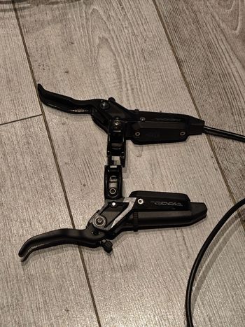 Tweedehands Sram Code Silver Stealth Brake Set bike — afbeelding 3 van 11