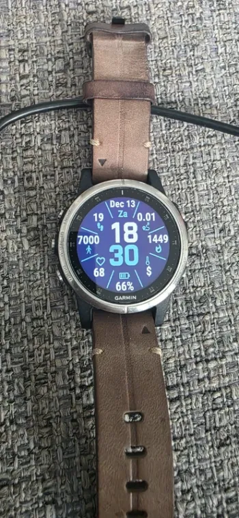 Gebrauchtes Garmin Fenix 5s plus Electronics