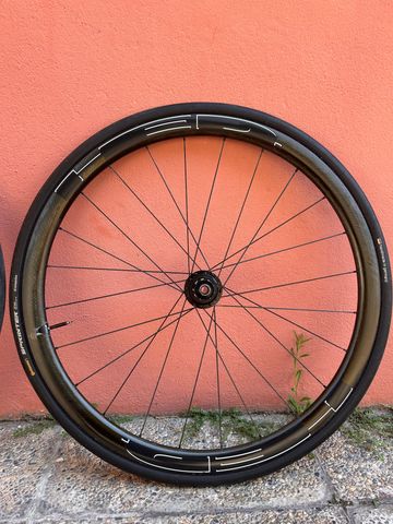 HED. Stinger 3 Disc Carbon Wheels bike d'occasion — image 3 sur 3
