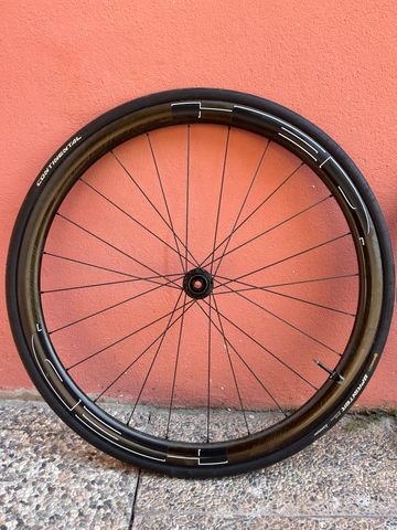 HED. Stinger 3 Disc Carbon Wheels bike d'occasion — image 2 sur 3