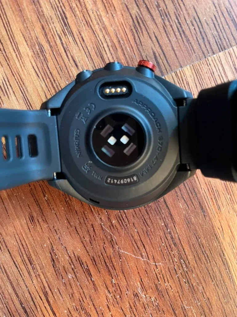 Used Garmin Approach S70 bike — image 7 of 7