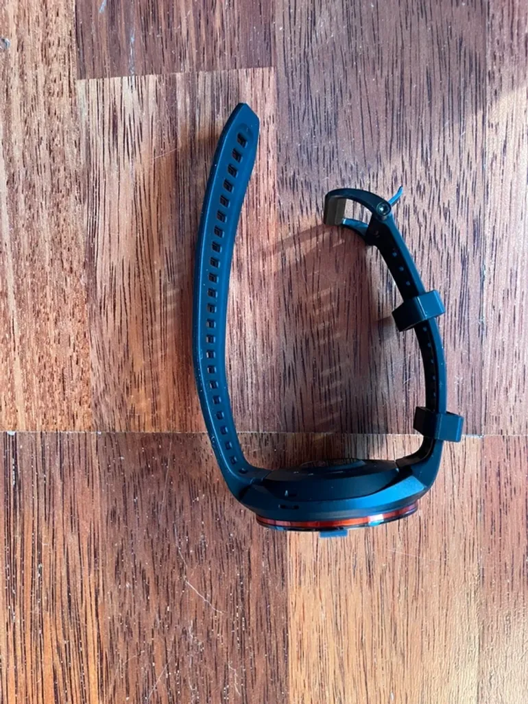 Used Garmin Approach S70 bike — image 4 of 7