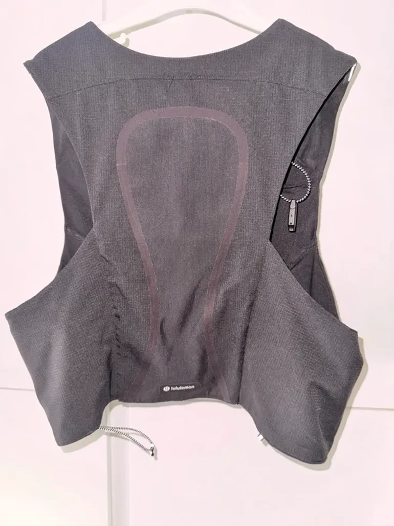 Gebrauchtes Lululemon Fast & Free Trail Running Waistcoat bike — Bild 7 von 11