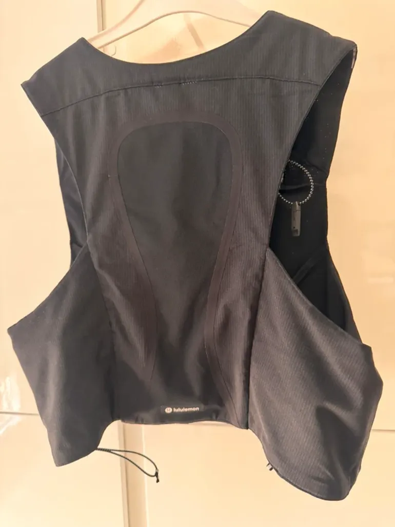 Gebrauchtes Lululemon Fast & Free Trail Running Waistcoat bike — Bild 6 von 11