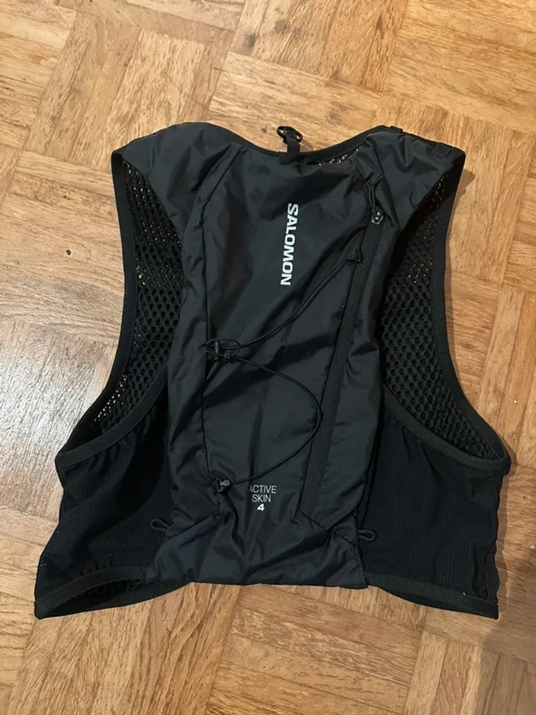 Salomon Active Skin 4 bike d'occasion — image 2 sur 5