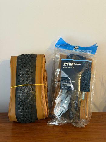 Używany Rene Herse Manastash Ridge TC Tire 2025 Tyres & Tubes