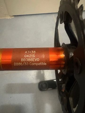 Used Fsa Gossamer BB386 bike — image 2 of 8