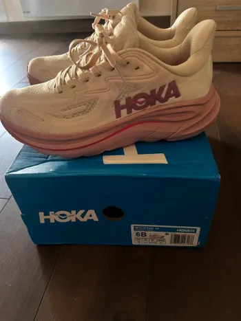 Hoka Clifton 10 bike usato — immagine 4 di 5