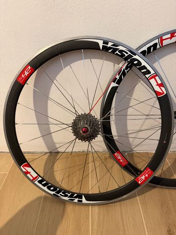 Used Vision T42 Wheelset 2012 bike — image 2 of 3