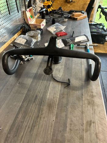 Brugt canwin Quick ZEPHYR-SSL Aerodynamic Integrated Handlebar 2026 bike — billede 2 af 8