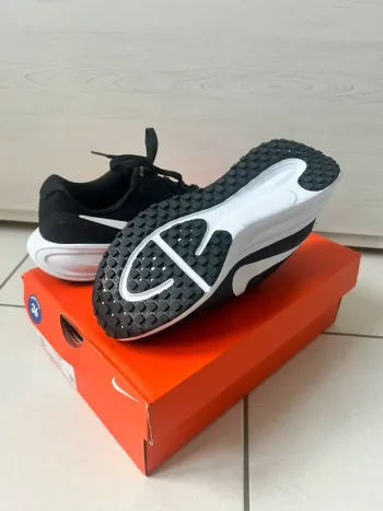 Used Nike Revolution 8 bike — image 3 of 5