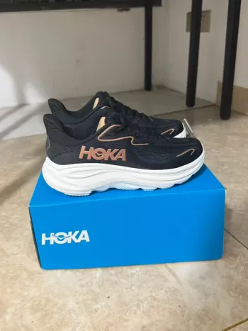 Używany Hoka Shoes Running Shoes