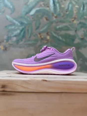 Używany Nike Vomero Plus ZoomX bike — zdjęcie 2 z 5