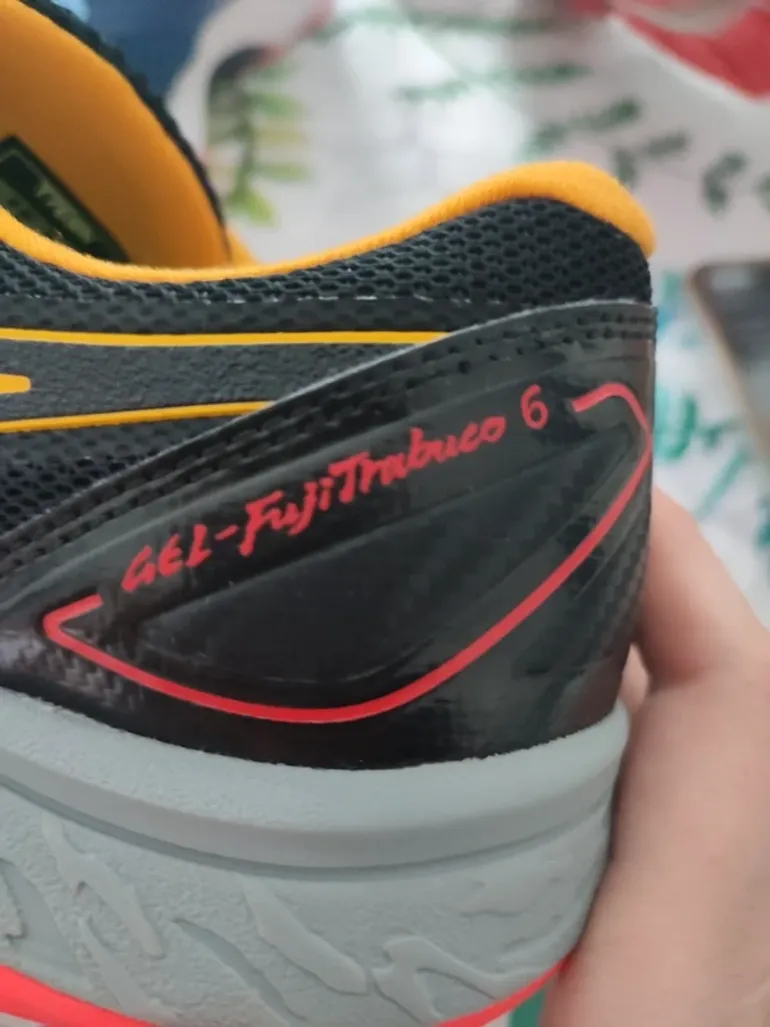 Used Asics Trail Running Shoes bike — image 6 of 6